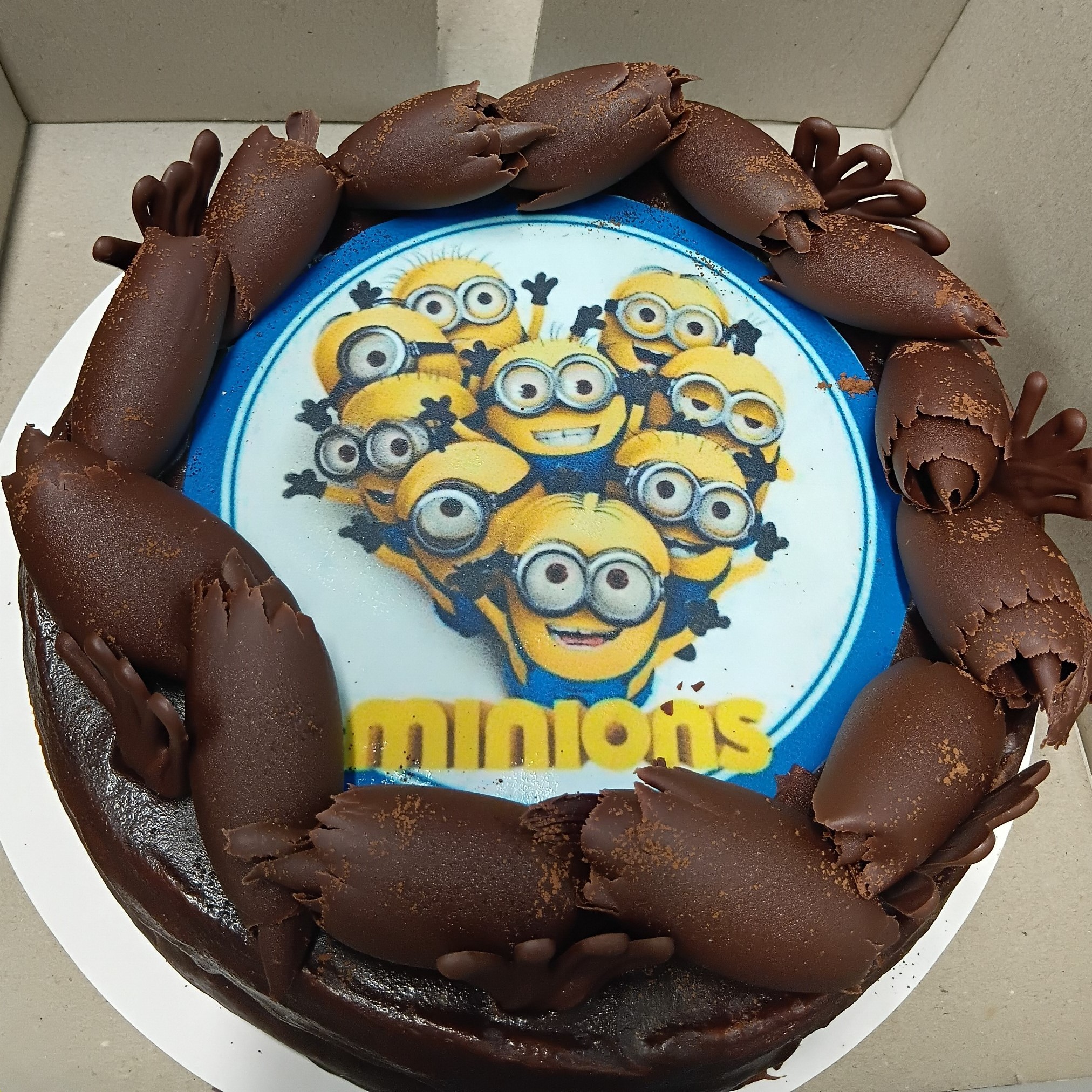 Edible image cake